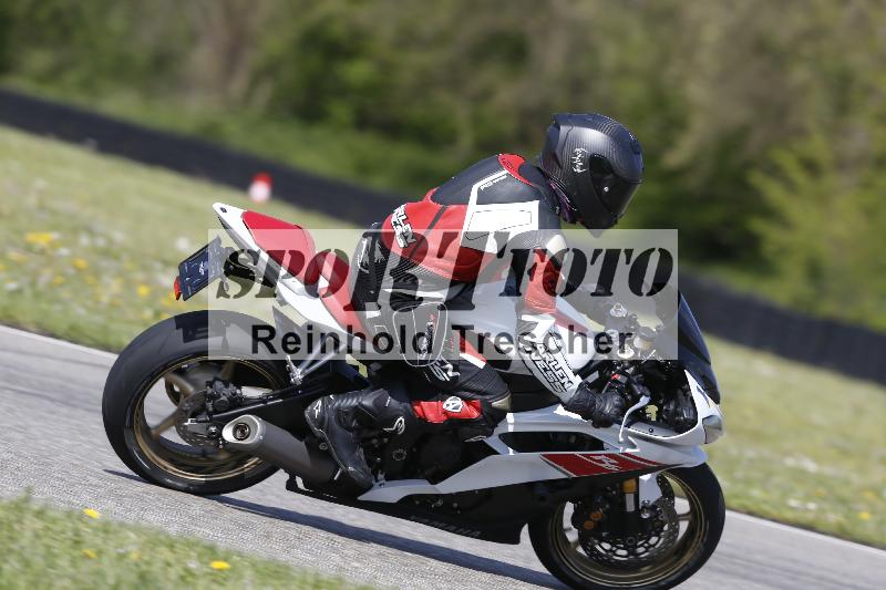 Archiv-2025/09 22.04.2025 Cornu Master School ADR/rot-rouge/4